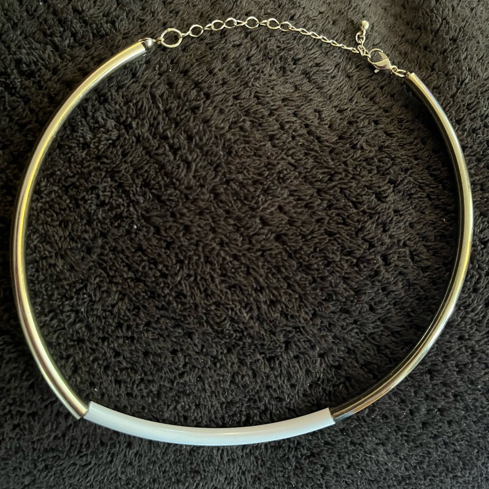 White and gold necklace